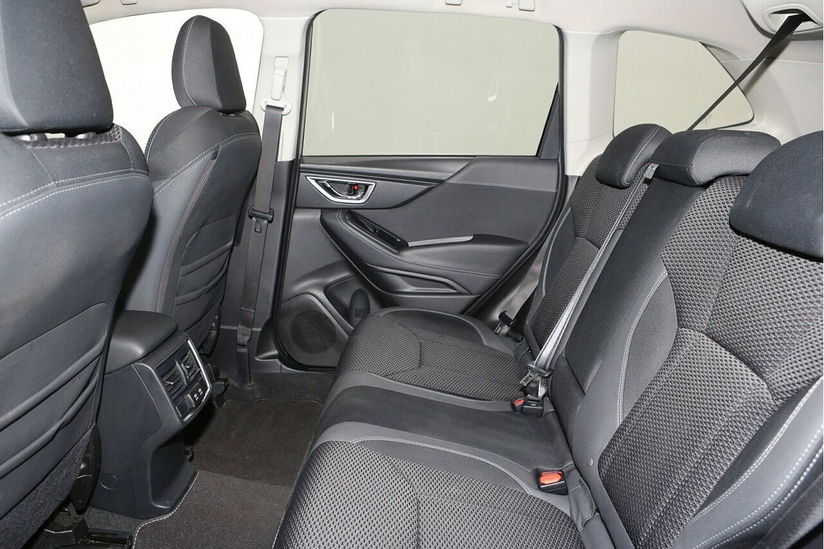 2019 Subaru Forester 2.5i Premium S5