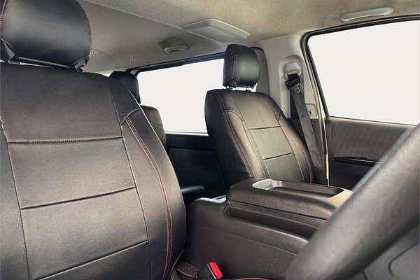 2011 Toyota Hiace Super GL