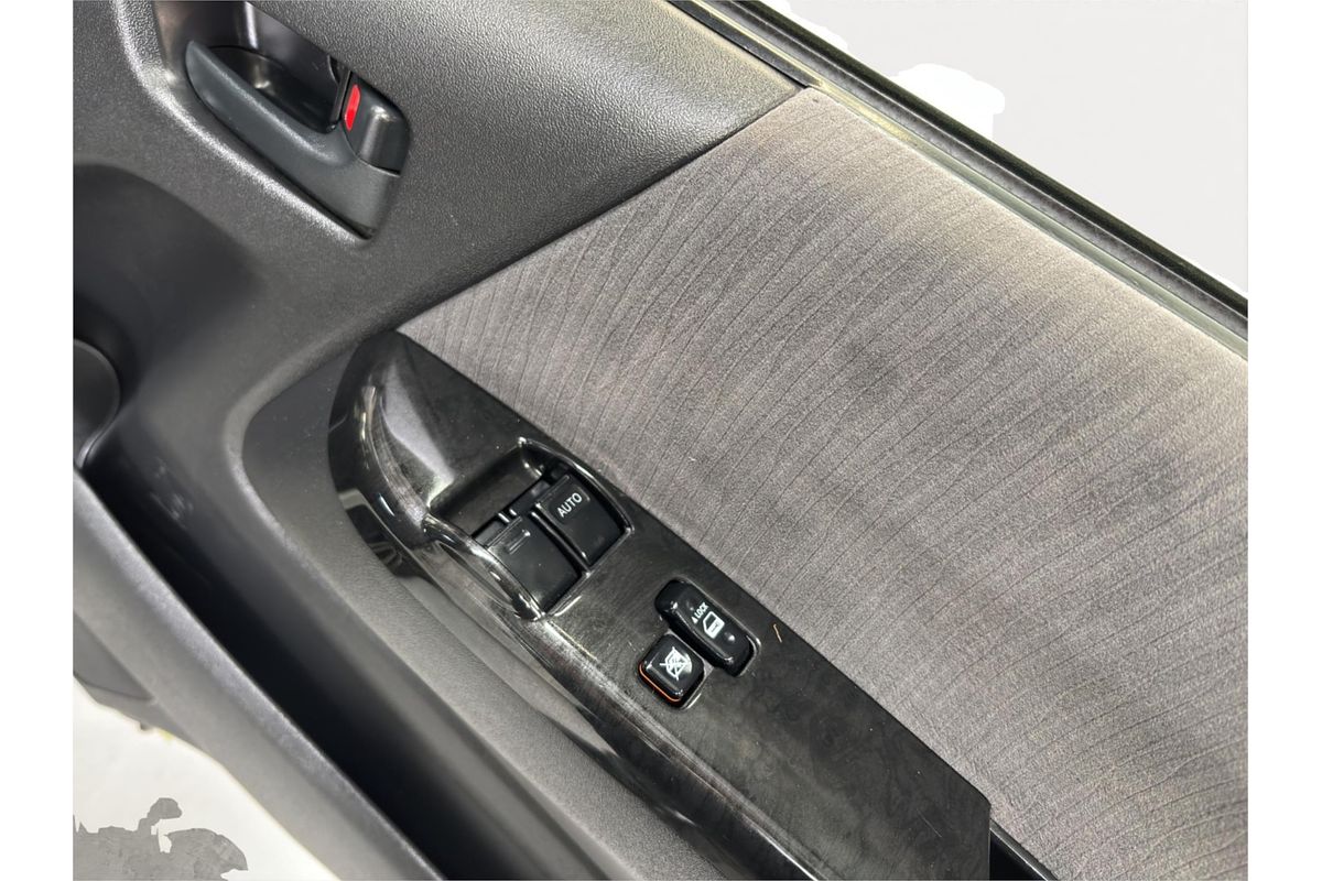 2011 Toyota Hiace Super GL