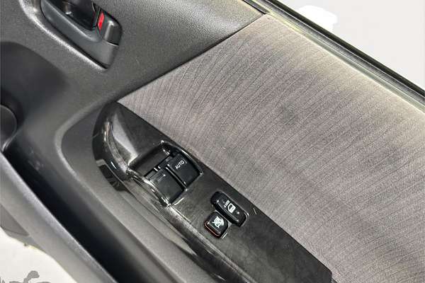 2011 Toyota Hiace Super GL