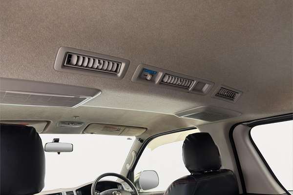 2011 Toyota Hiace Super GL