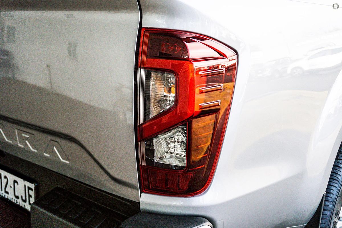 2024 Nissan Navara ST D23