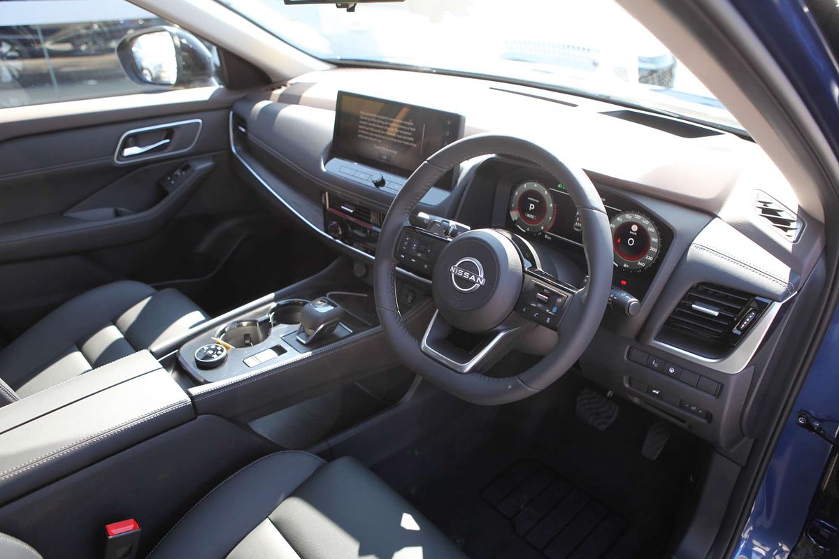 2025 Nissan X-TRAIL Ti T33