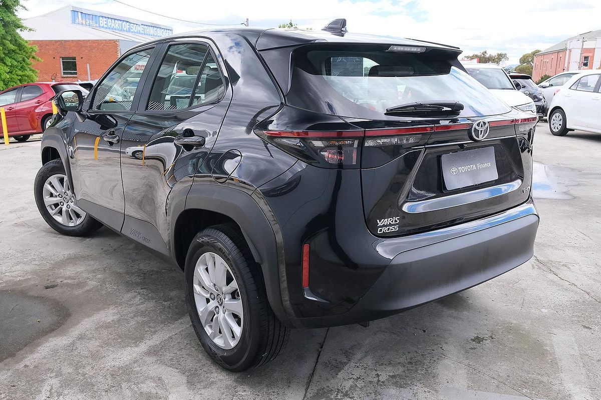 2024 Toyota Yaris Cross GX MXPJ15R