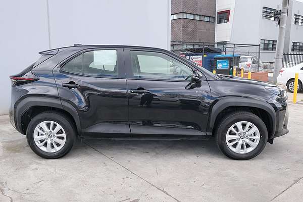 2024 Toyota Yaris Cross GX MXPJ15R