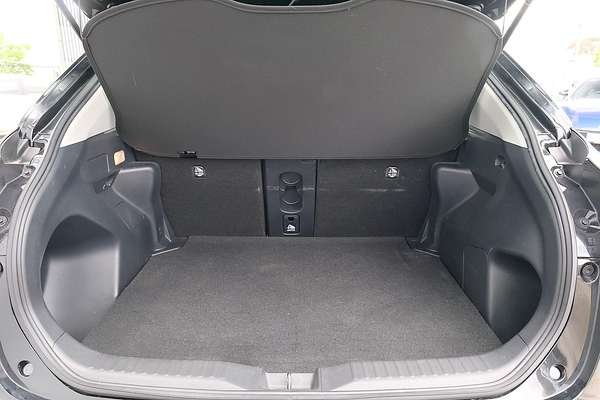 2024 Toyota Yaris Cross GX MXPJ15R