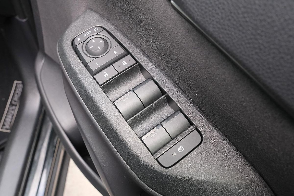 2024 Toyota Yaris Cross GX MXPJ15R