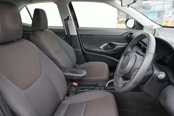 2024 Toyota Yaris Cross GX MXPJ15R