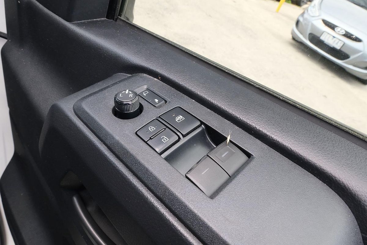 2020 Toyota Hiace GDH300R LWB