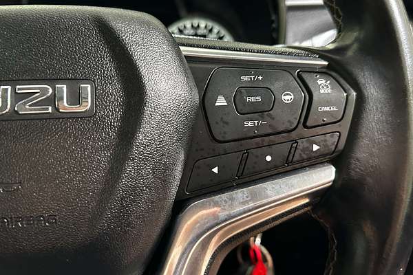 2021 Isuzu D-MAX LS-U  4X4