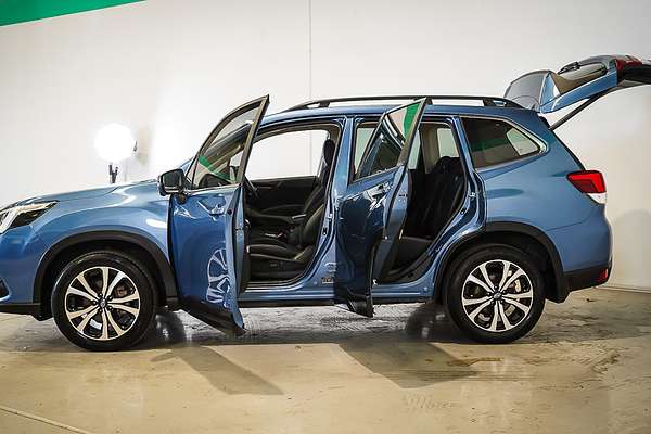 2021 Subaru Forester 2.5i Premium S5
