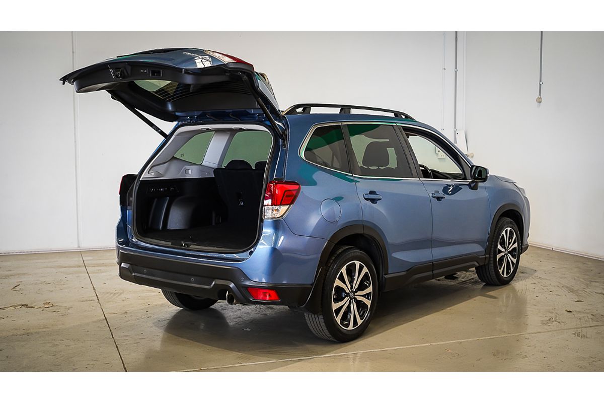 2021 Subaru Forester 2.5i Premium S5