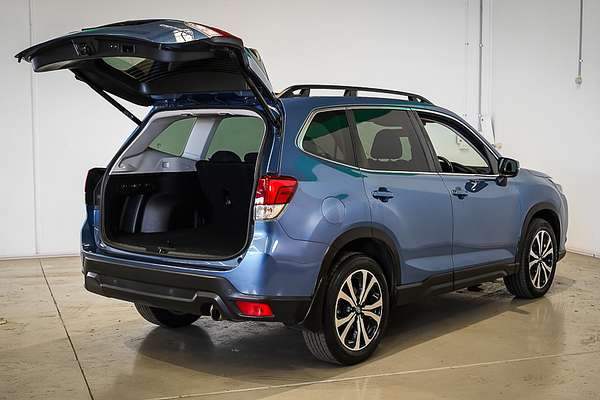 2021 Subaru Forester 2.5i Premium S5