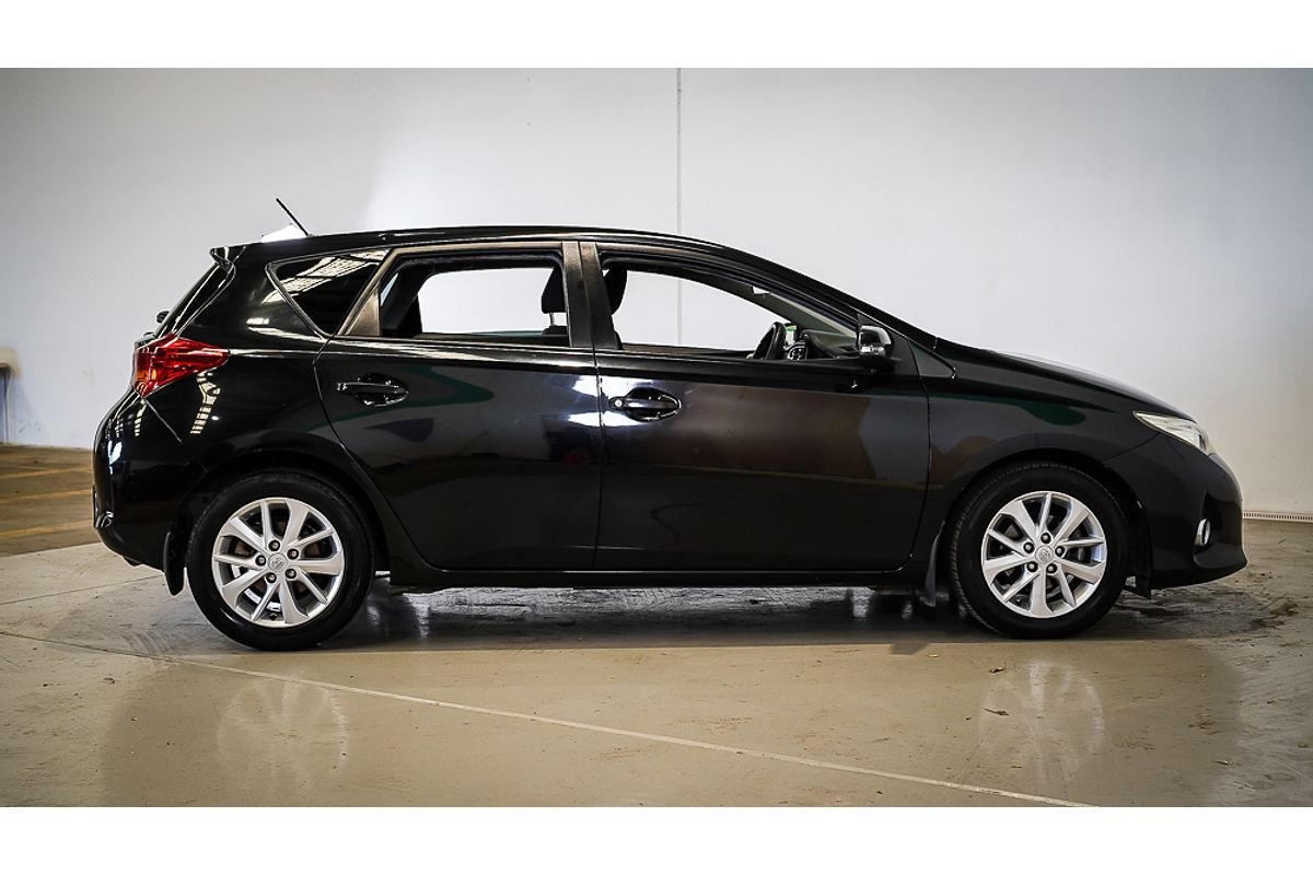 2014 Toyota Corolla Ascent Sport ZRE182R