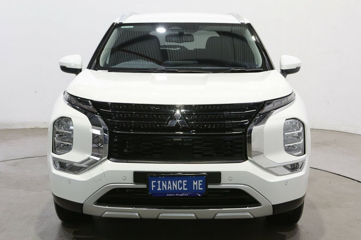 2023 Mitsubishi Outlander LS ZM