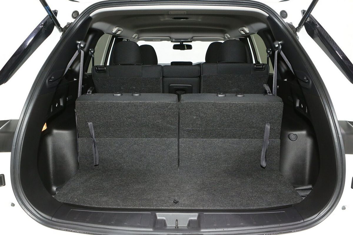 2023 Mitsubishi Outlander LS ZM