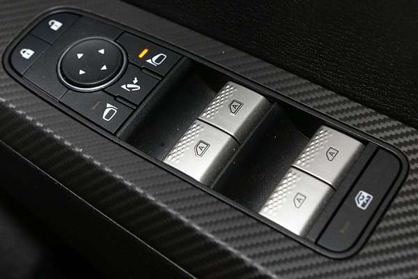 2023 Mitsubishi Outlander LS ZM