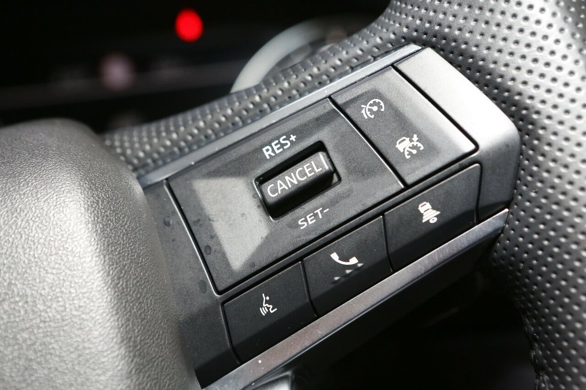 2023 Mitsubishi Outlander LS ZM