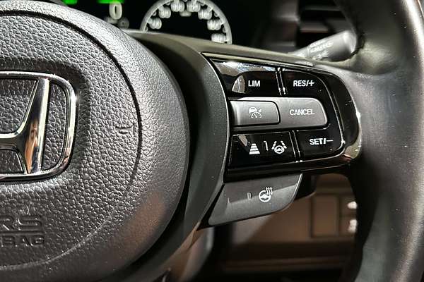 2023 Honda HR-V e:HEV L