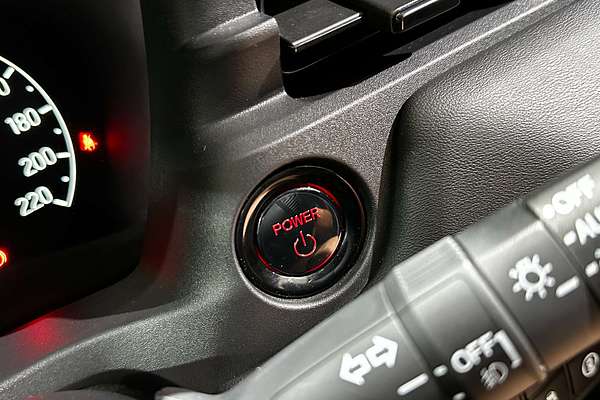 2023 Honda HR-V e:HEV L