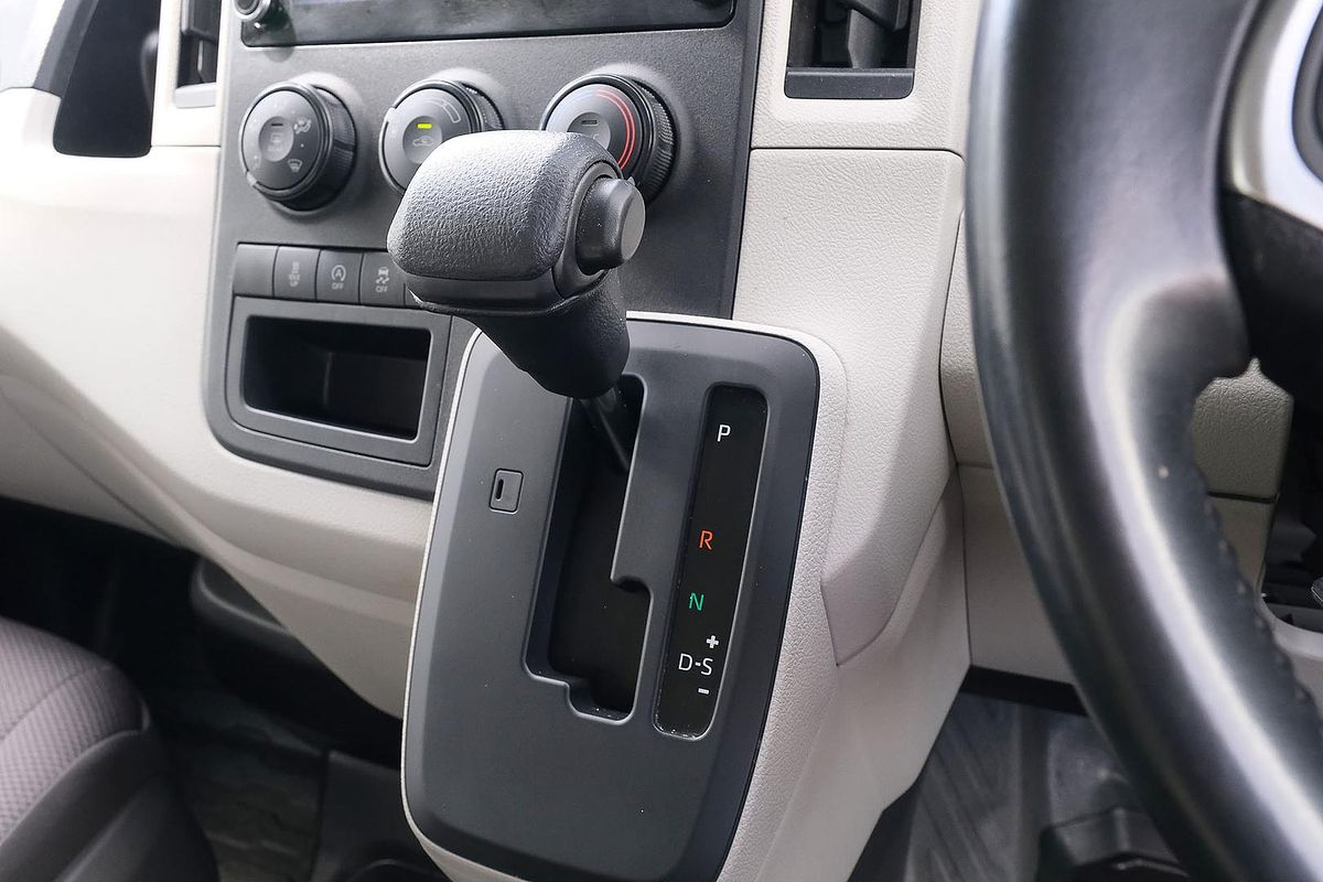 2020 Toyota Hiace GDH300R LWB