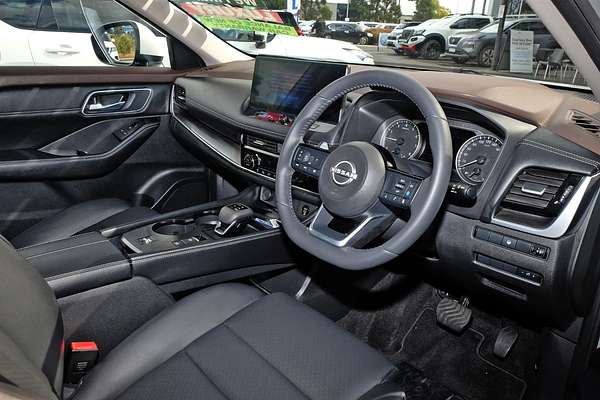 2024 Nissan X-TRAIL ST-L T33