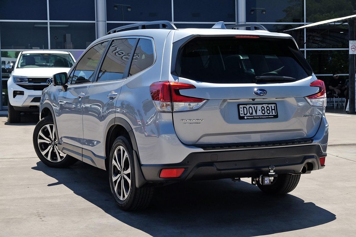 2022 Subaru Forester 2.5i Premium S5