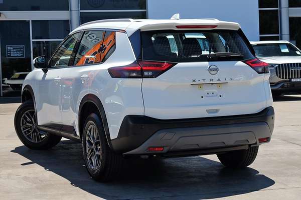 2025 Nissan X-TRAIL ST T33