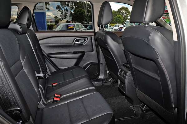 2024 Nissan X-TRAIL ST-L T33