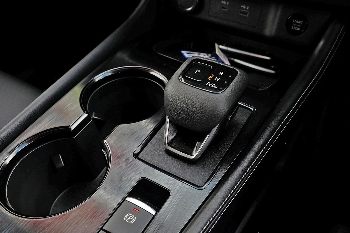 2024 Nissan X-TRAIL ST-L T33