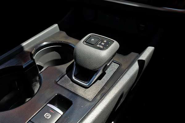 2025 Nissan X-TRAIL ST T33