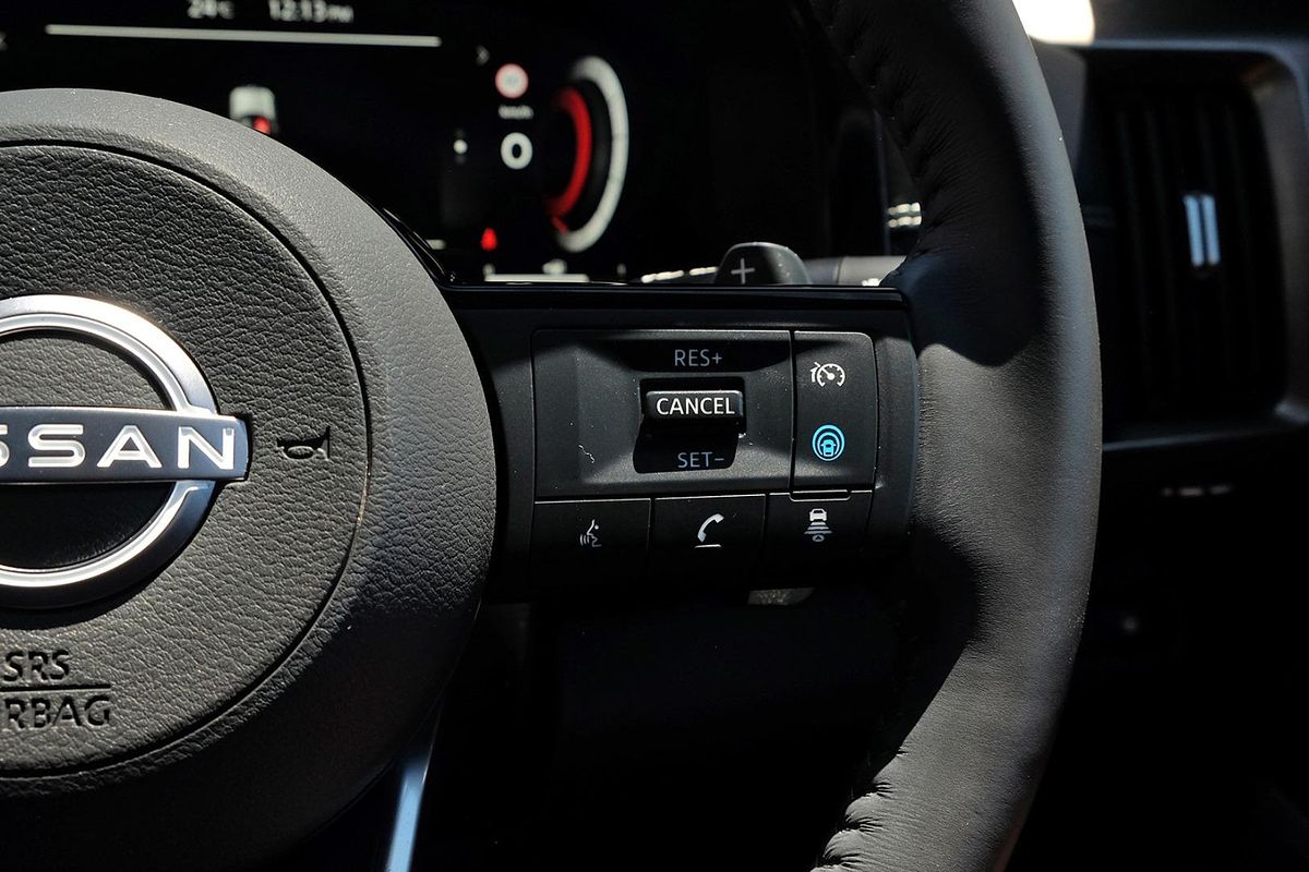 2023 Nissan Pathfinder Ti-L R53