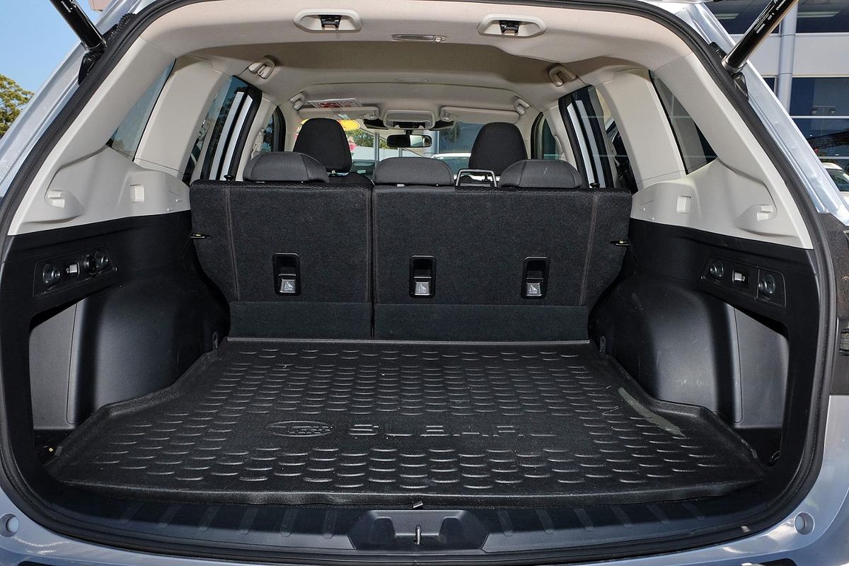 2022 Subaru Forester 2.5i Premium S5