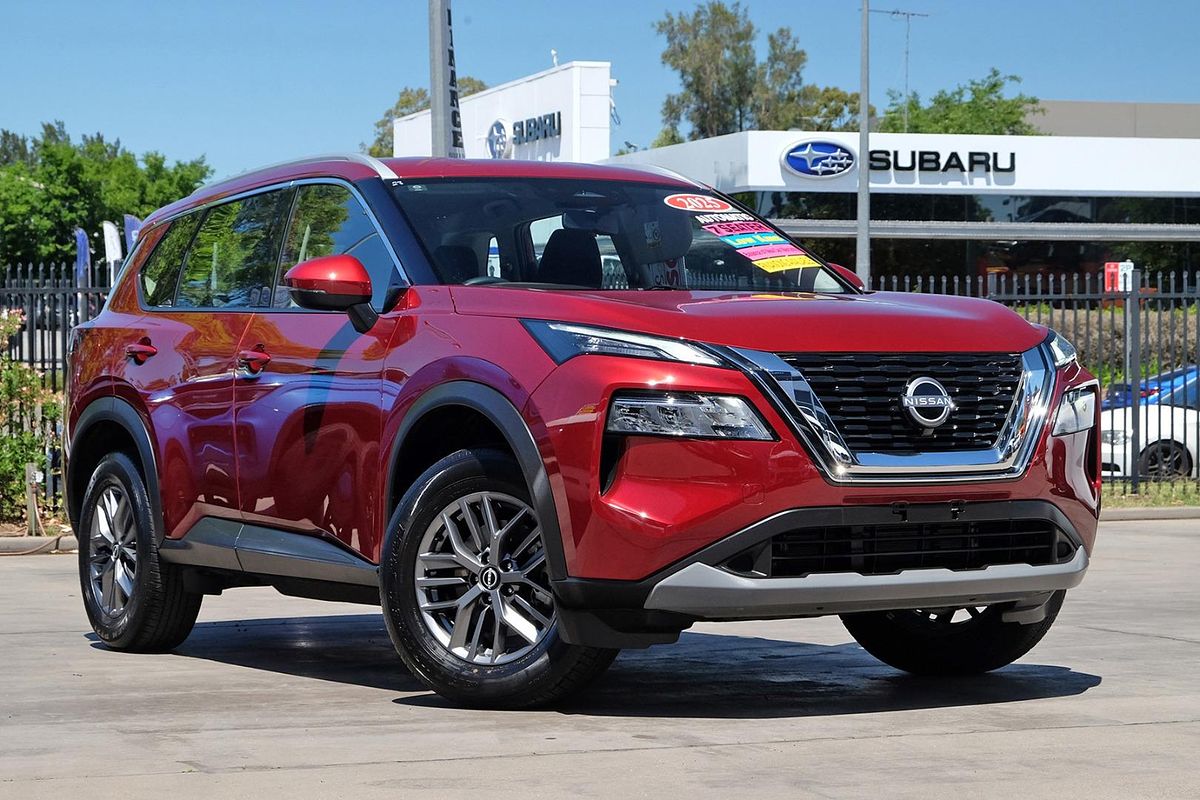 2025 Nissan X-TRAIL ST T33