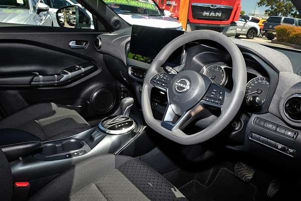 2024 Nissan JUKE ST+ F16