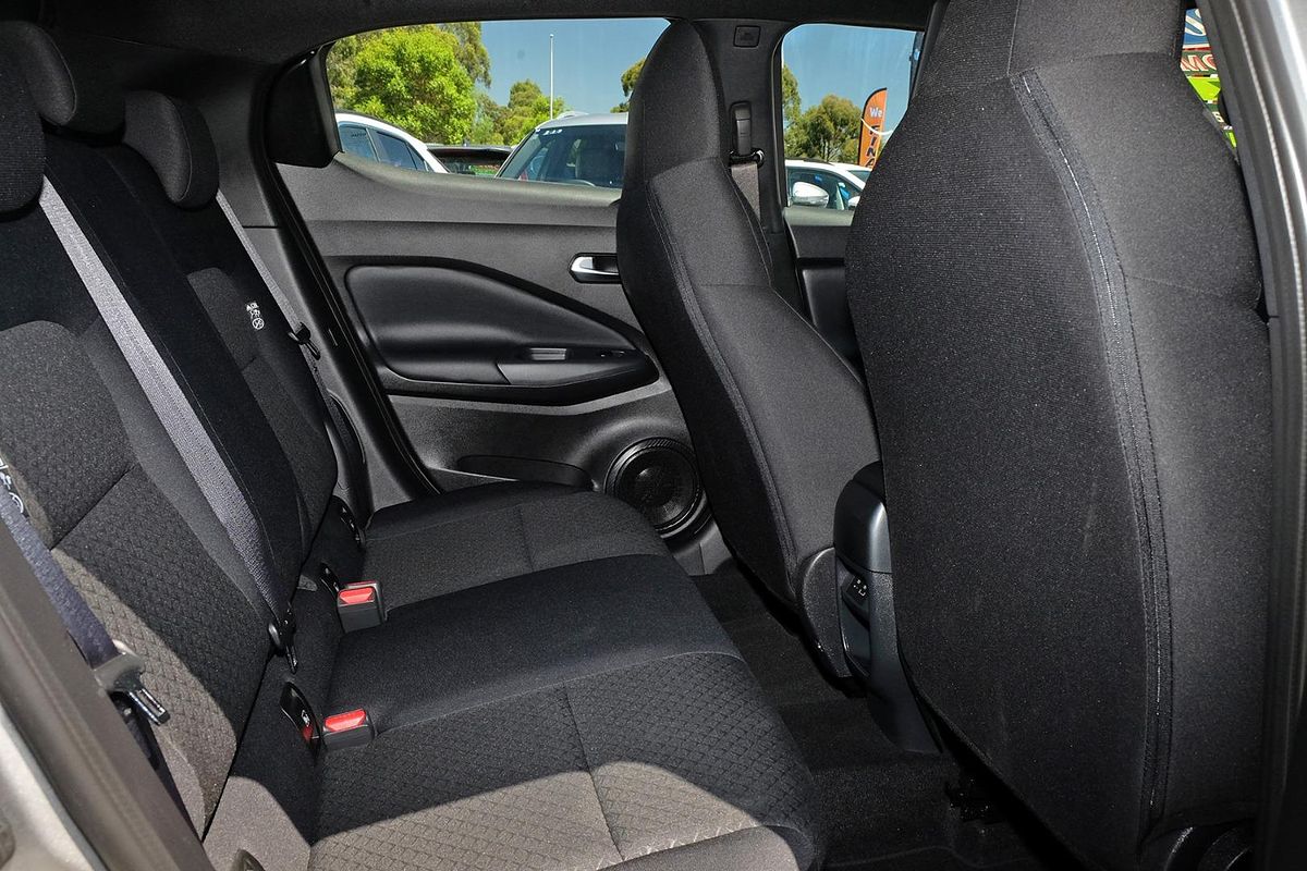 2024 Nissan JUKE ST+ F16