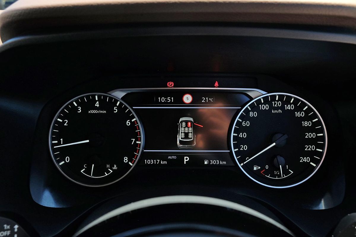 2025 Nissan X-TRAIL ST T33