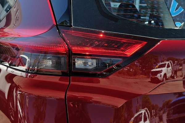 2025 Nissan X-TRAIL ST T33