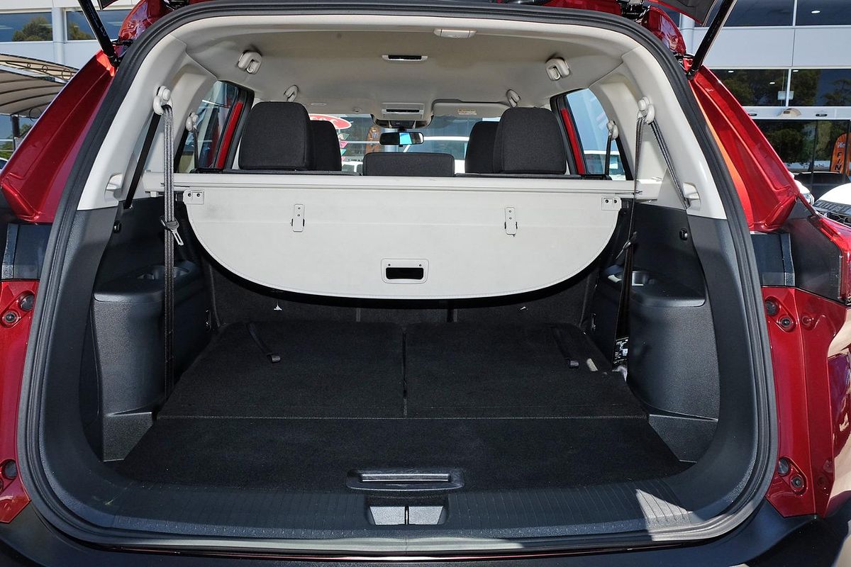 2025 Nissan X-TRAIL ST T33