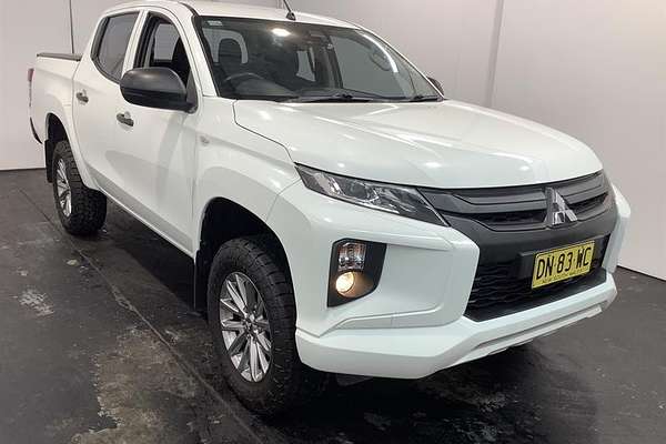 2019 Mitsubishi Triton GLX ADAS MR 4X4
