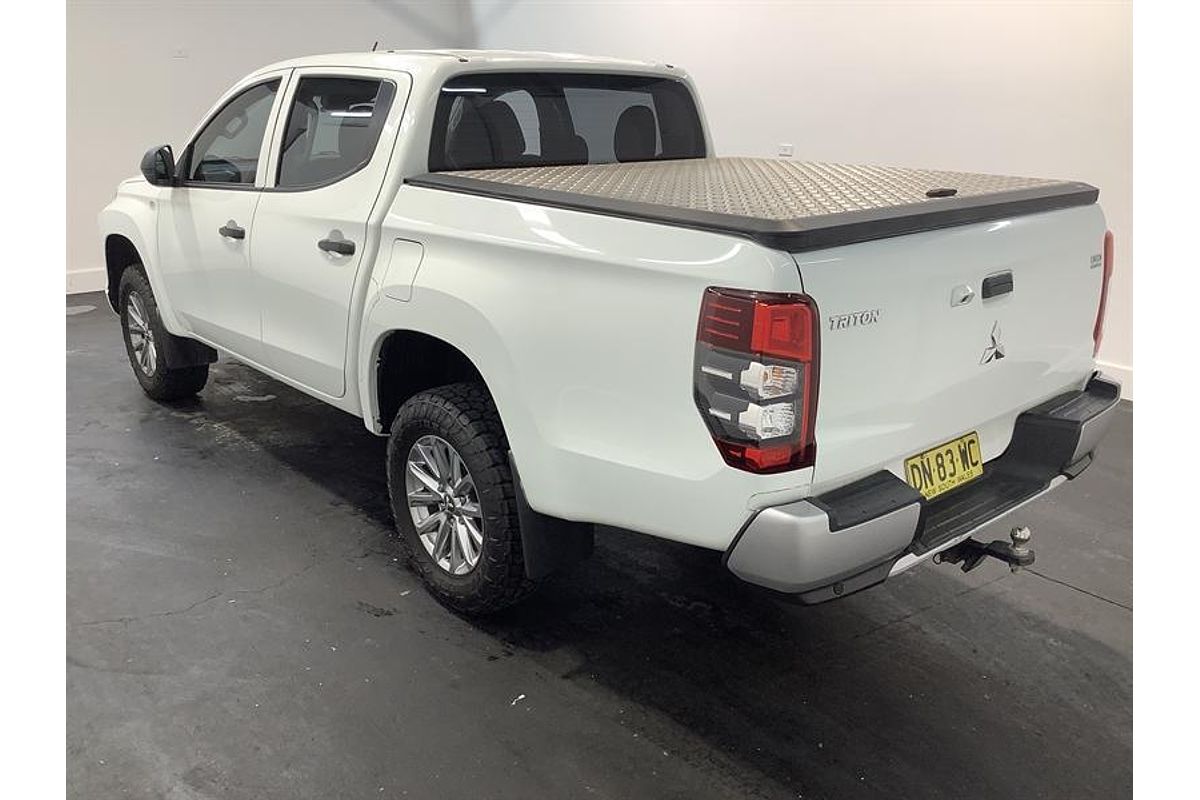 2019 Mitsubishi Triton GLX ADAS MR 4X4
