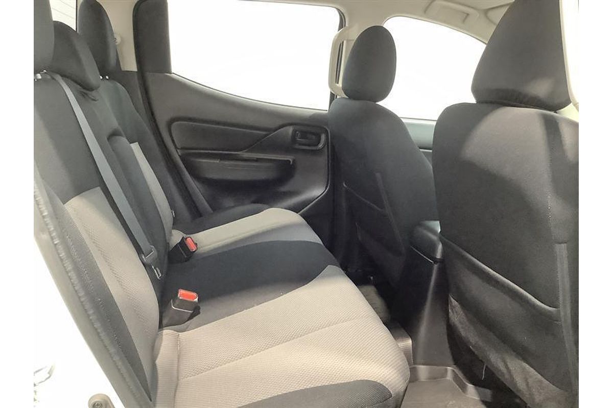 2019 Mitsubishi Triton GLX ADAS MR 4X4