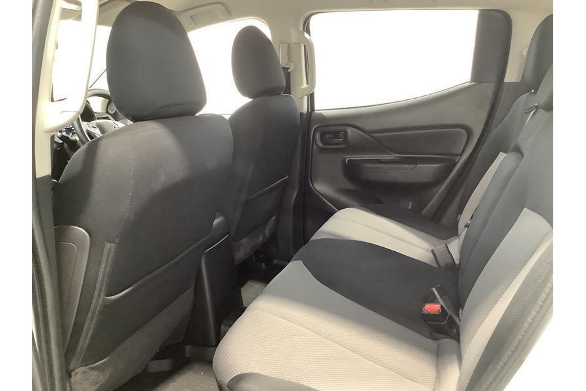 2019 Mitsubishi Triton GLX ADAS MR 4X4