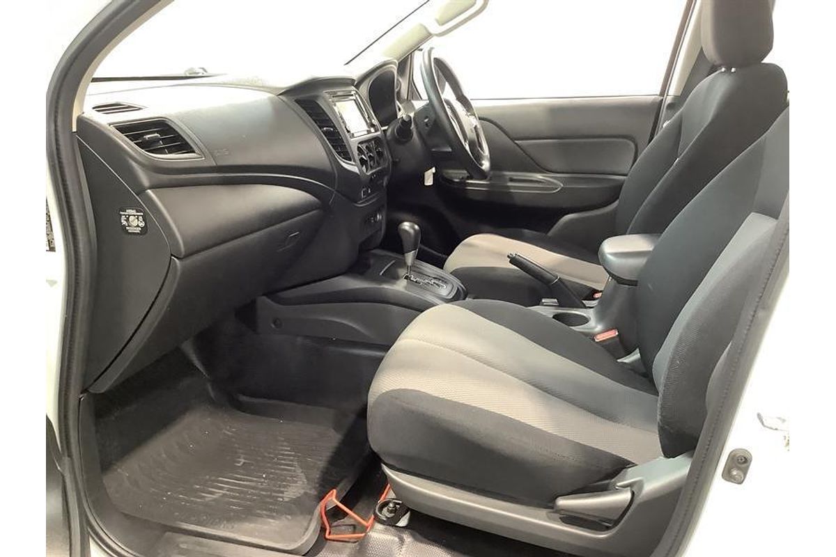 2019 Mitsubishi Triton GLX ADAS MR 4X4