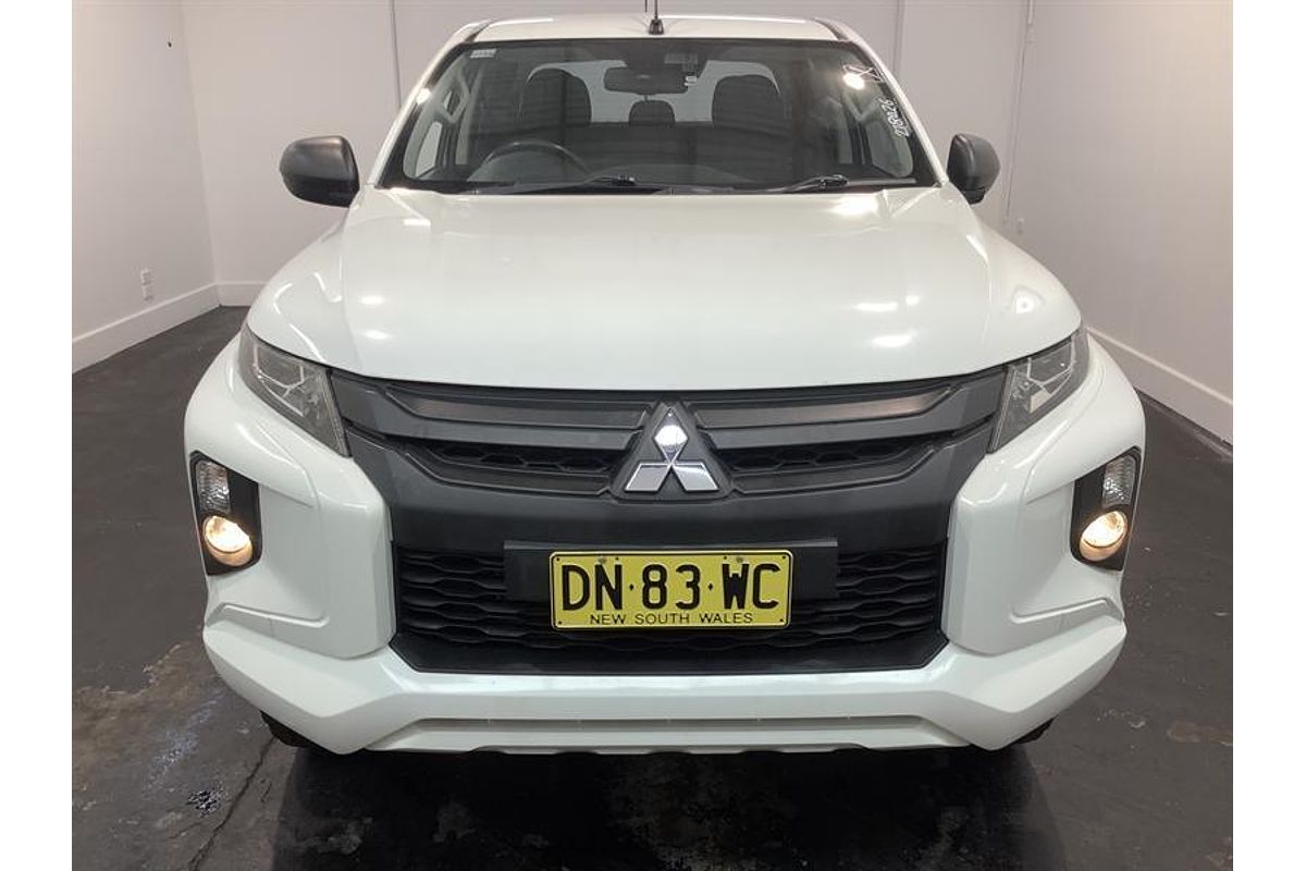 2019 Mitsubishi Triton GLX ADAS MR 4X4