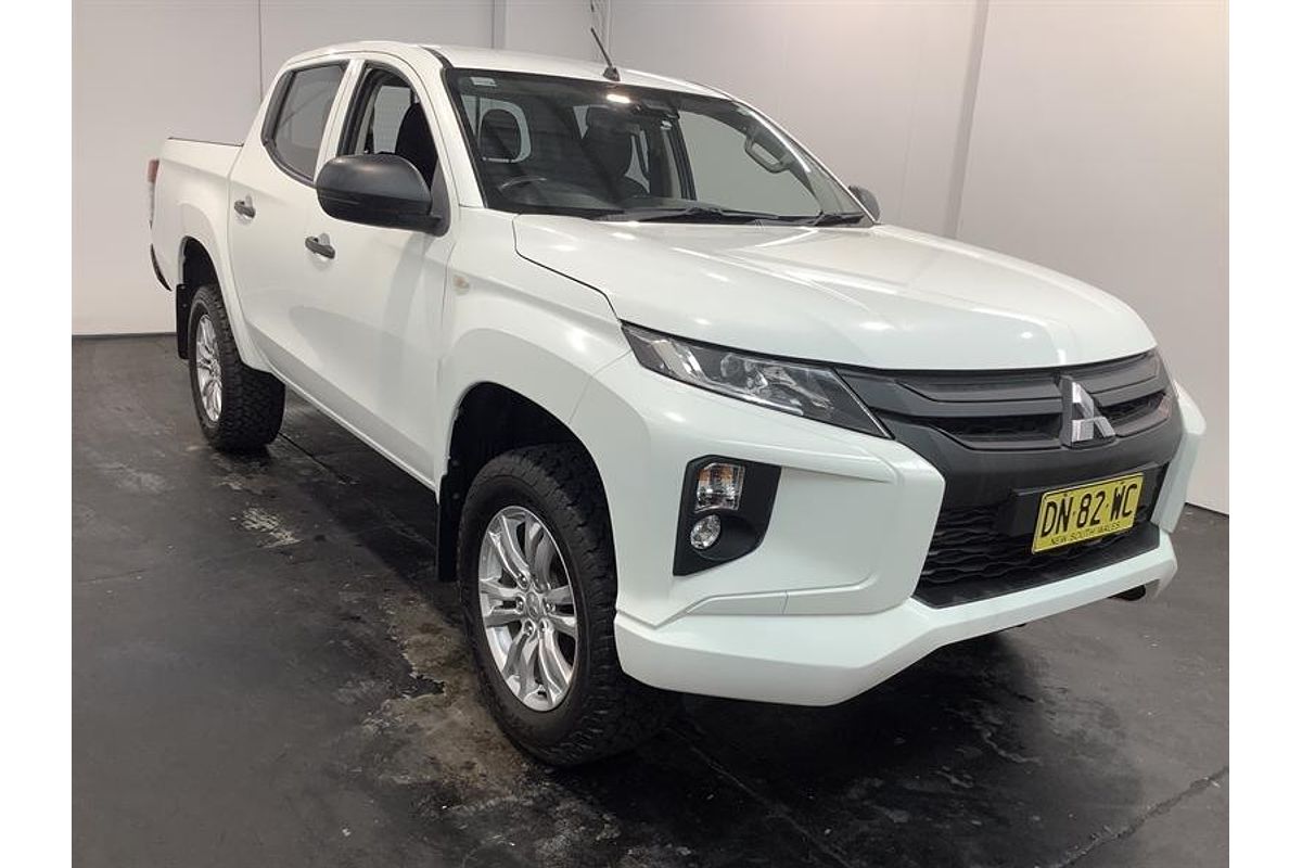 2018 Mitsubishi Triton GLX ADAS MR 4X4