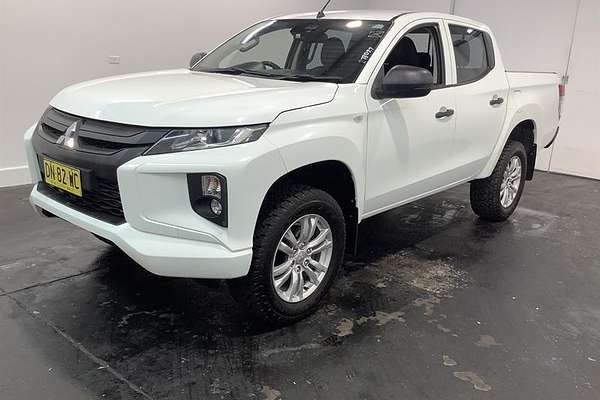 2018 Mitsubishi Triton GLX ADAS MR 4X4