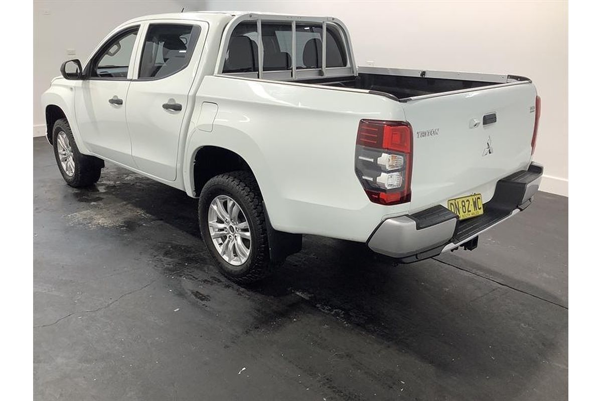 2018 Mitsubishi Triton GLX ADAS MR 4X4