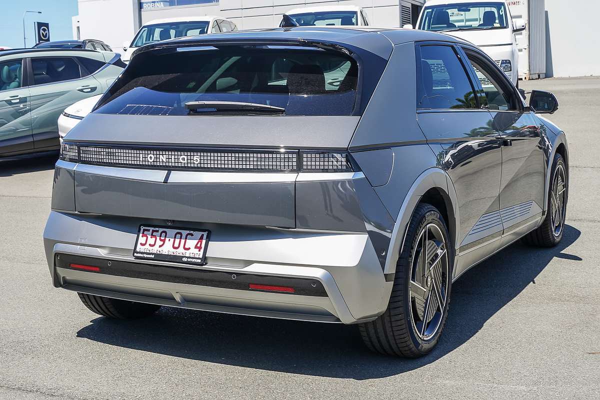 2025 Hyundai IONIQ 5 DYNAMIQ NE.V5