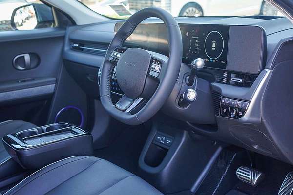 2025 Hyundai IONIQ 5 DYNAMIQ NE.V5